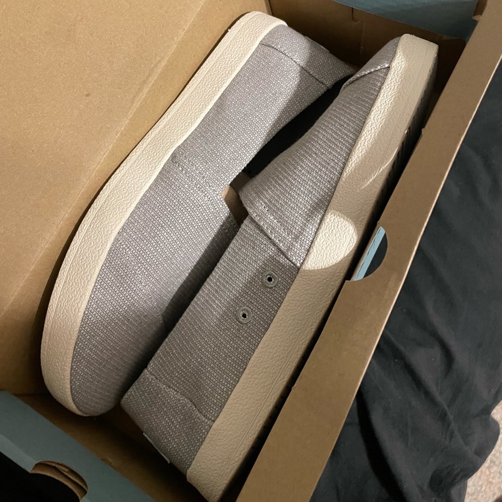 TOMS